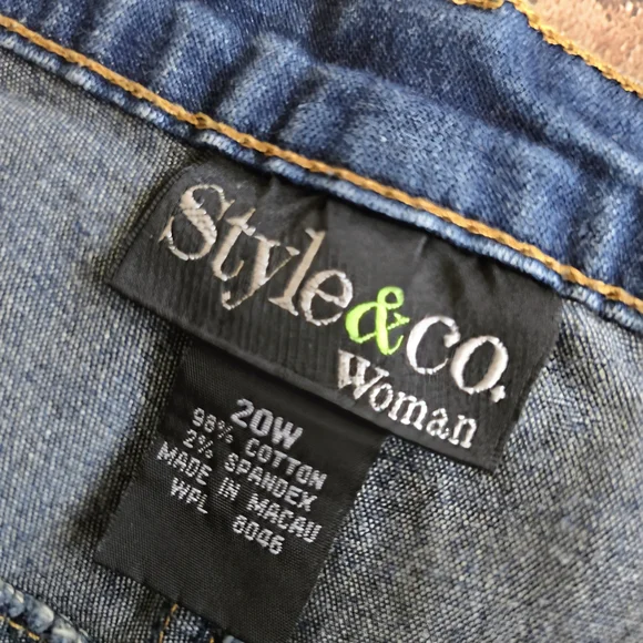 Style & Co. Denim Jeans with Floral Detail - Picture 2 of 4